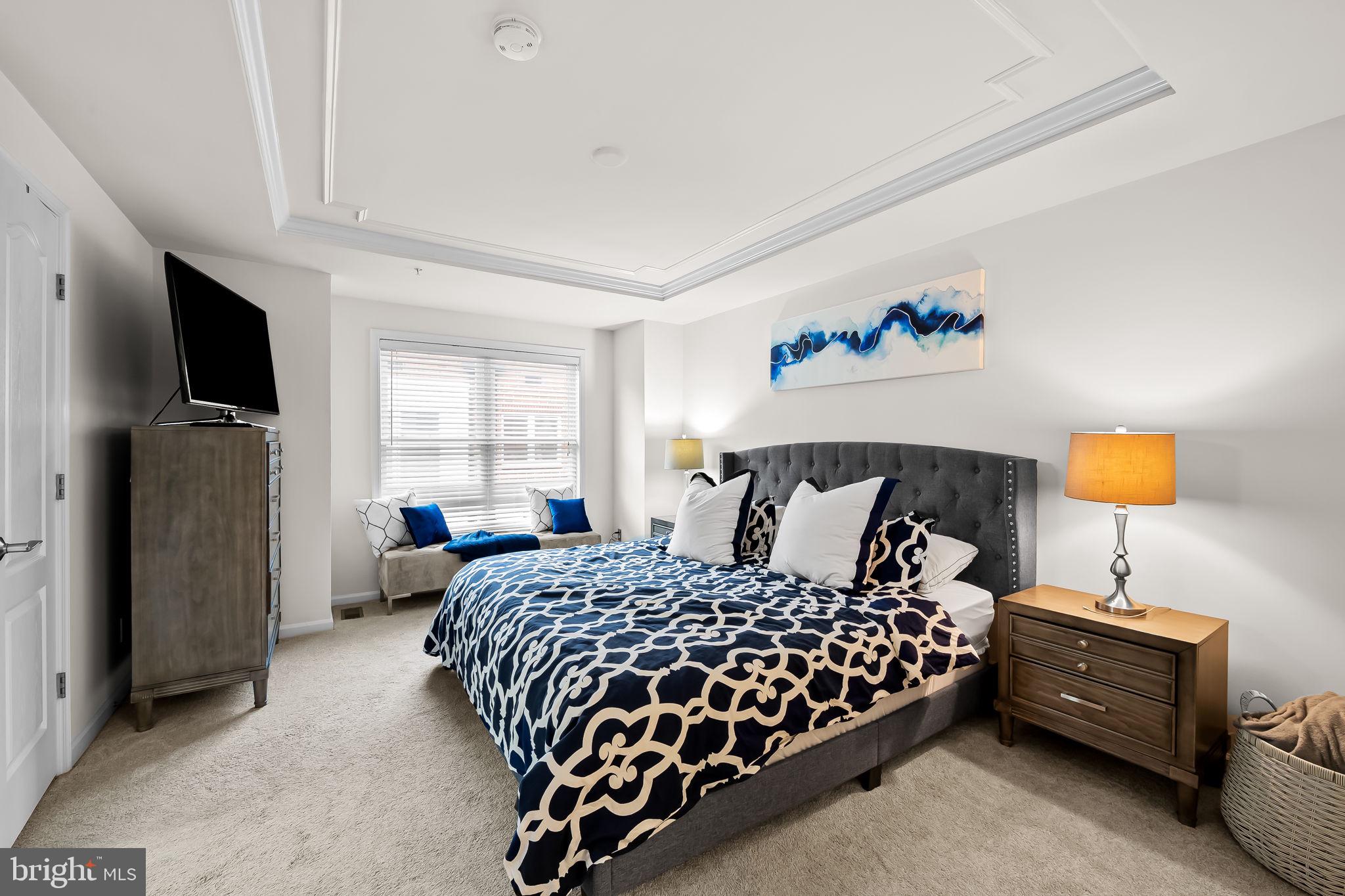 MCHENRY POINTE - Residential