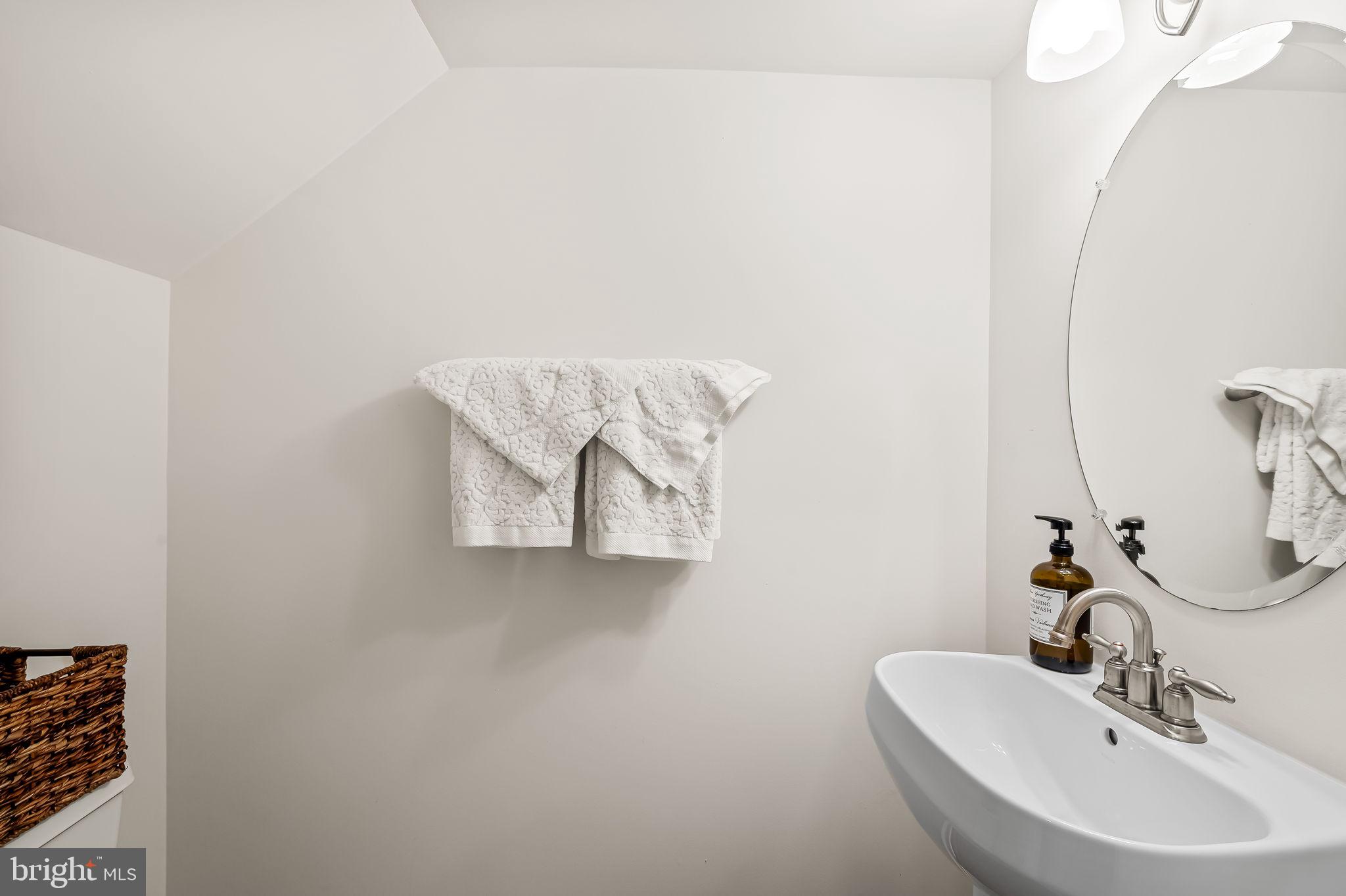 MCHENRY POINTE - Residential