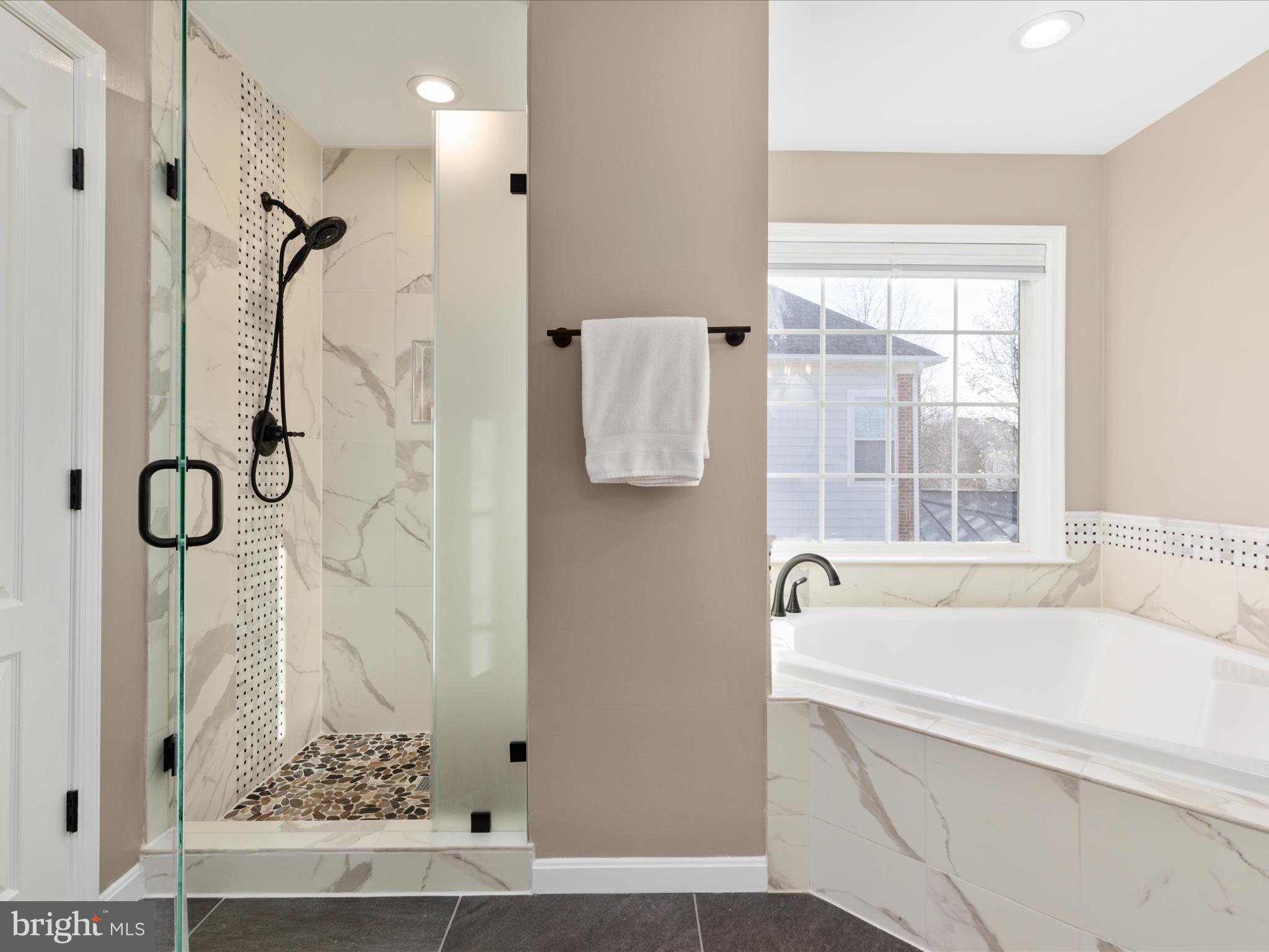 BROADLANDS - Residential