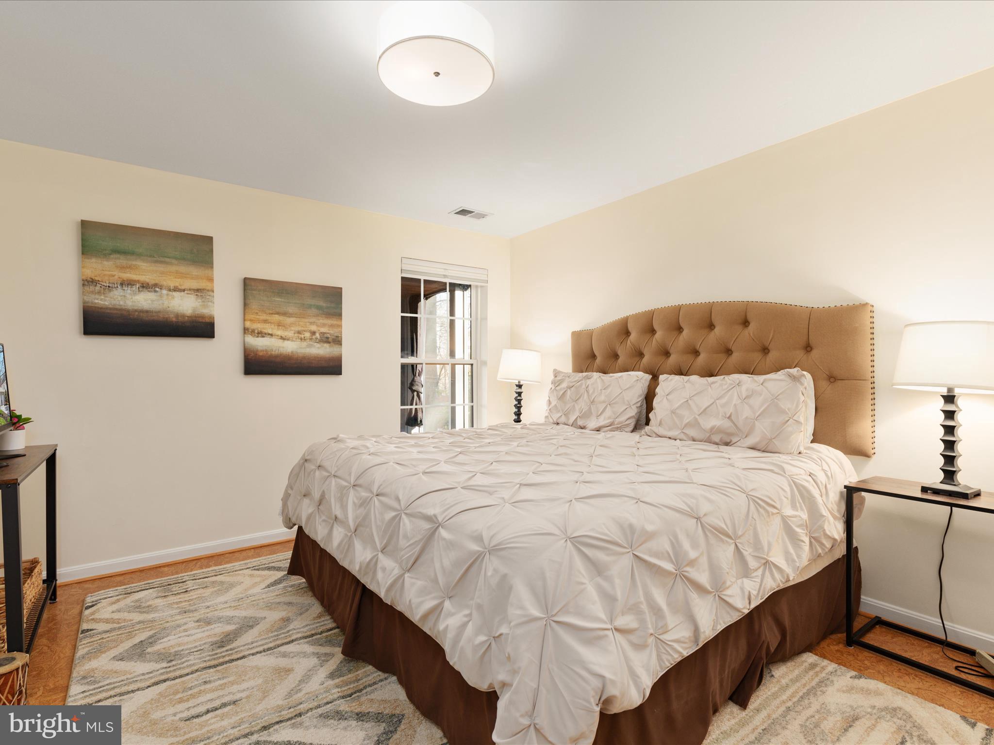 BROADLANDS - Residential