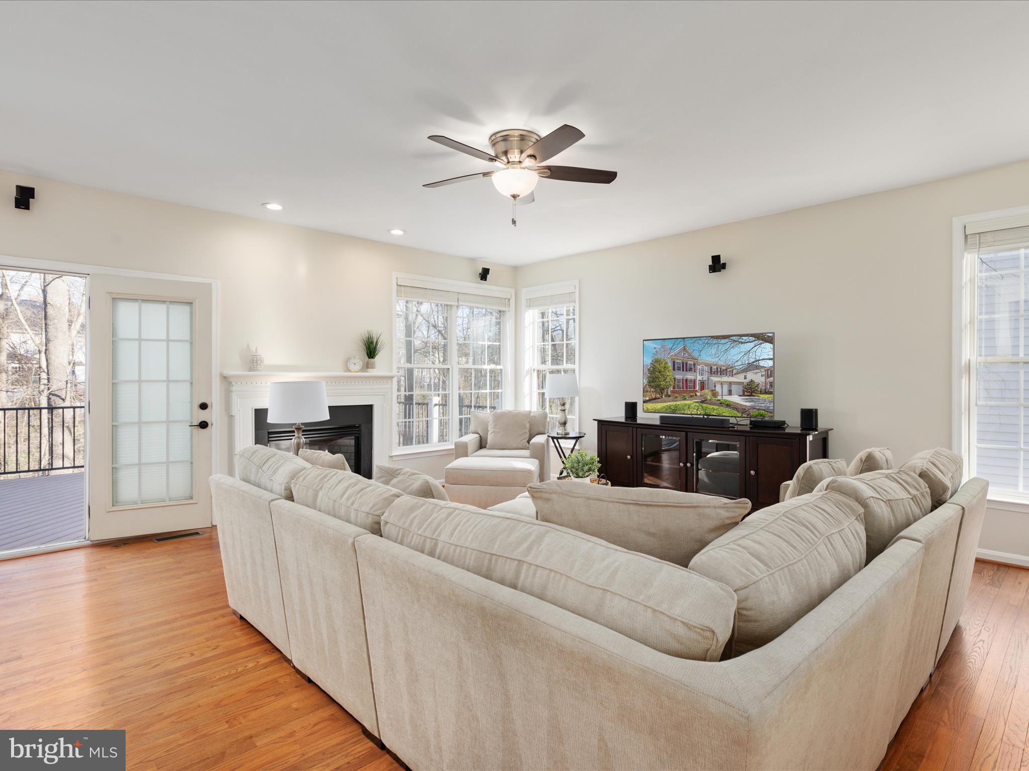 BROADLANDS - Residential