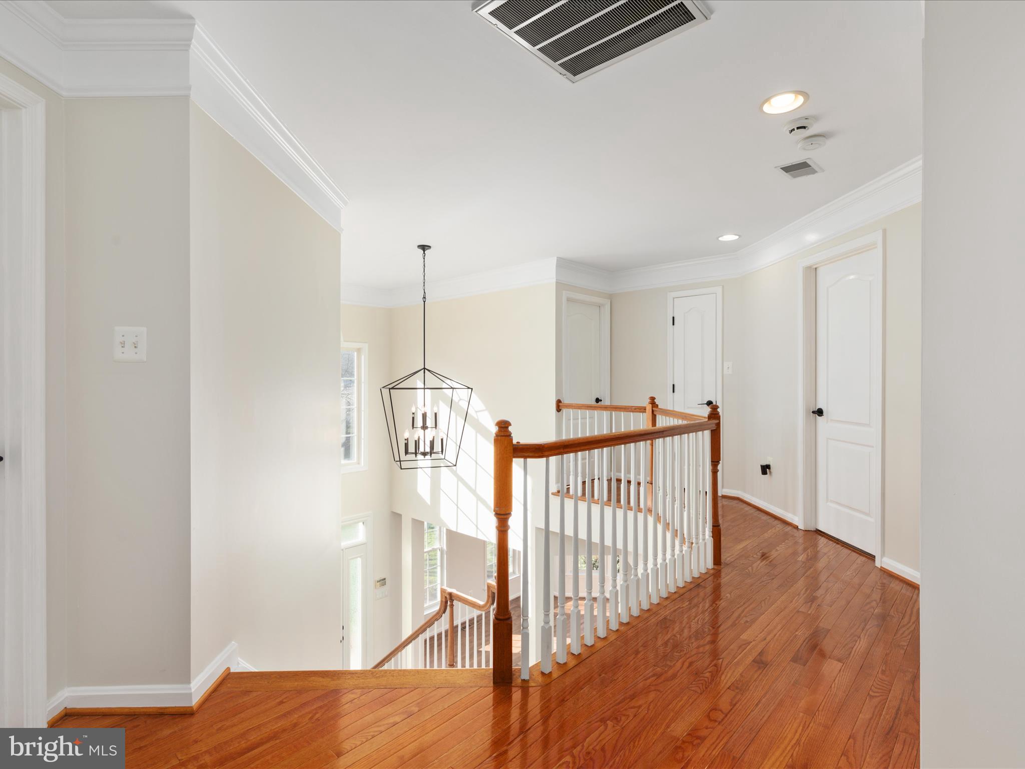 BROADLANDS - Residential