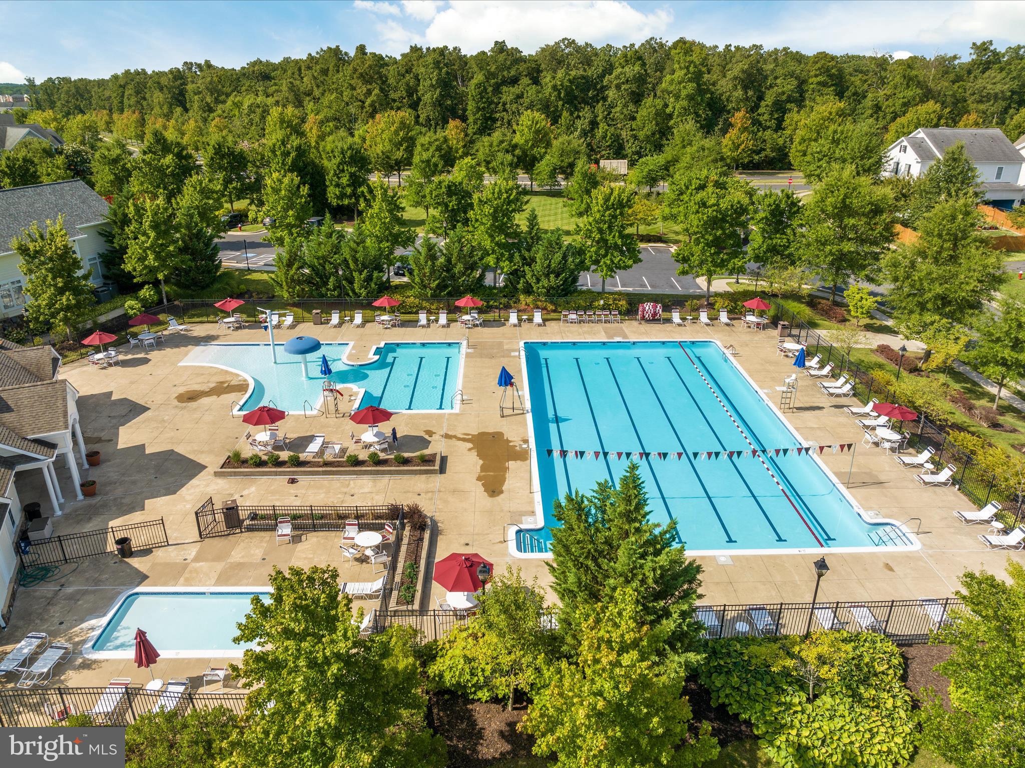 BROADLANDS - Residential