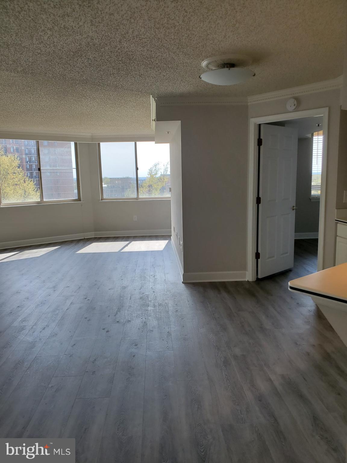 THE WILLIAMSBURG - Residential Lease