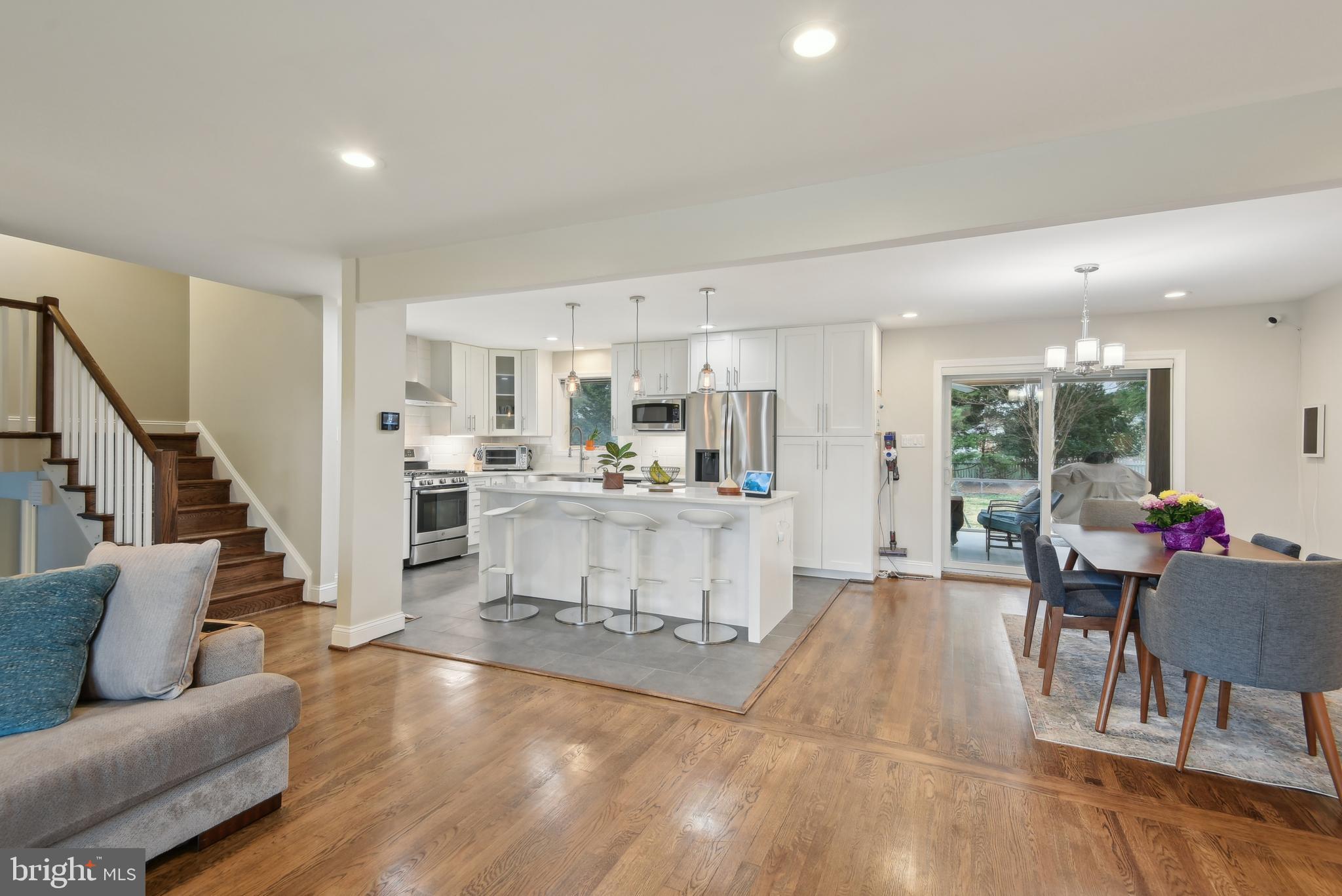 WESTWOOD MANOR - Residential