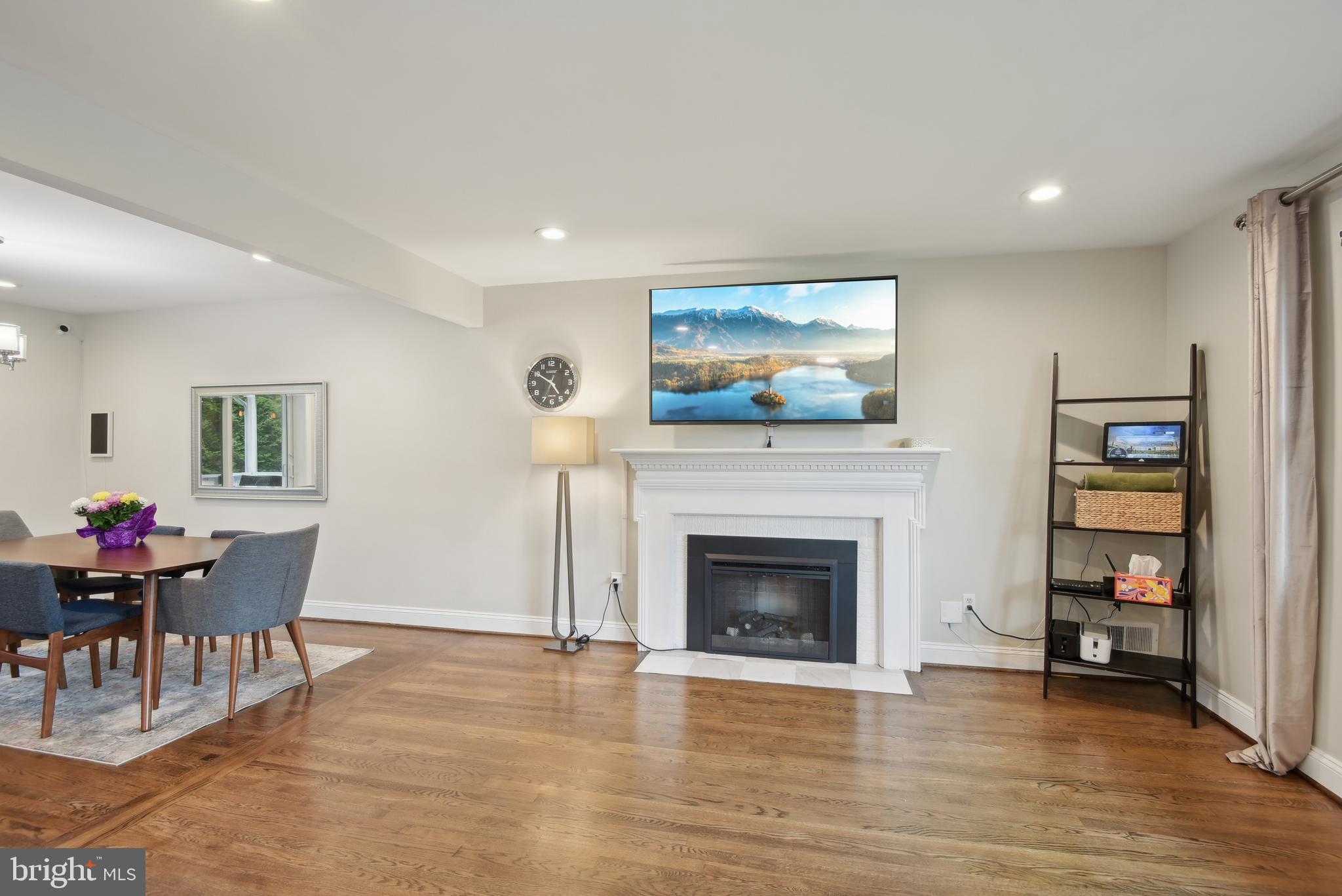 WESTWOOD MANOR - Residential