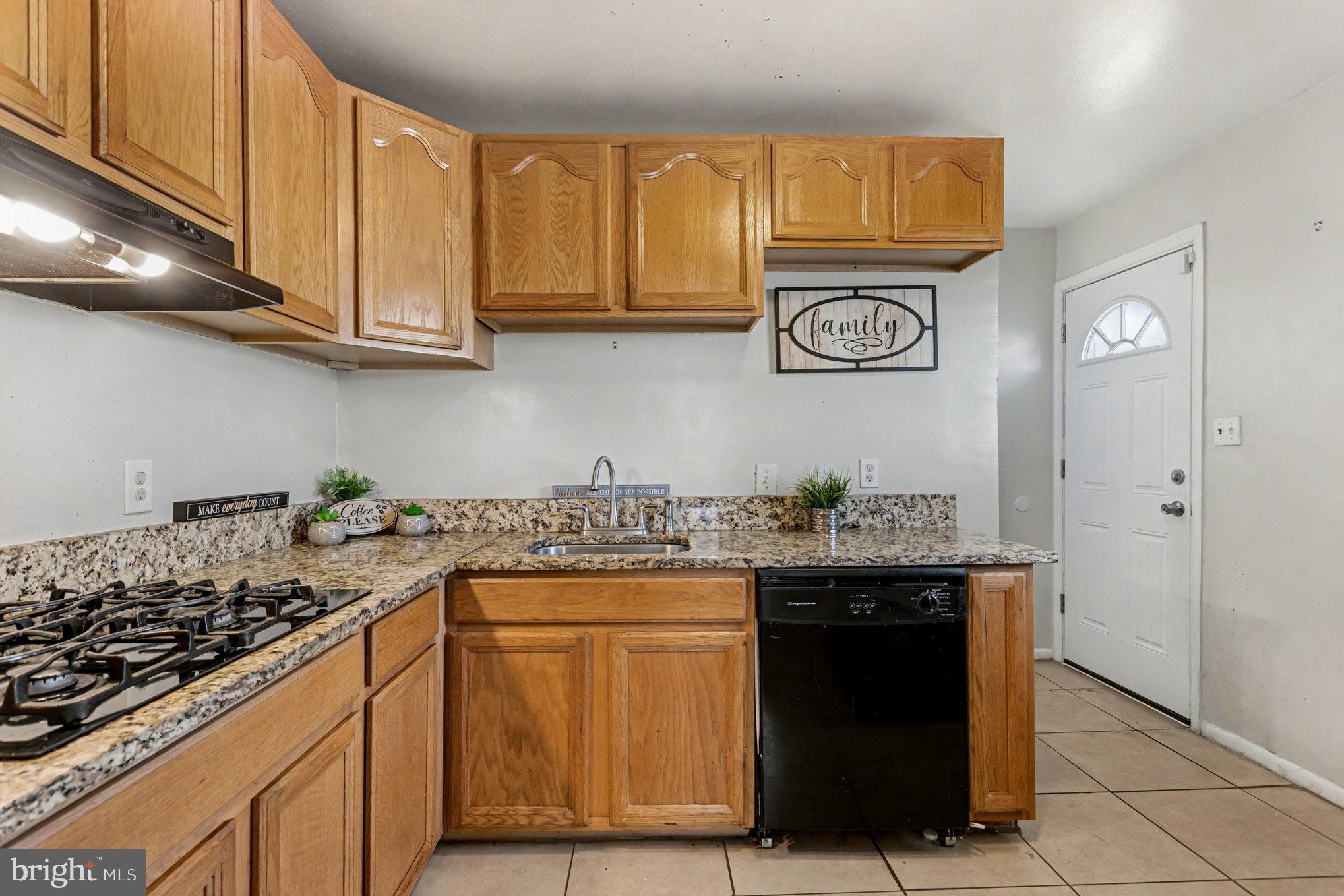 WINDSOR TERRACE - Residential