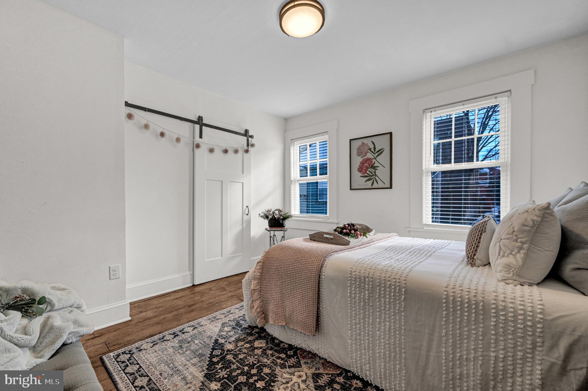 CHESTNUT HILL - Residential