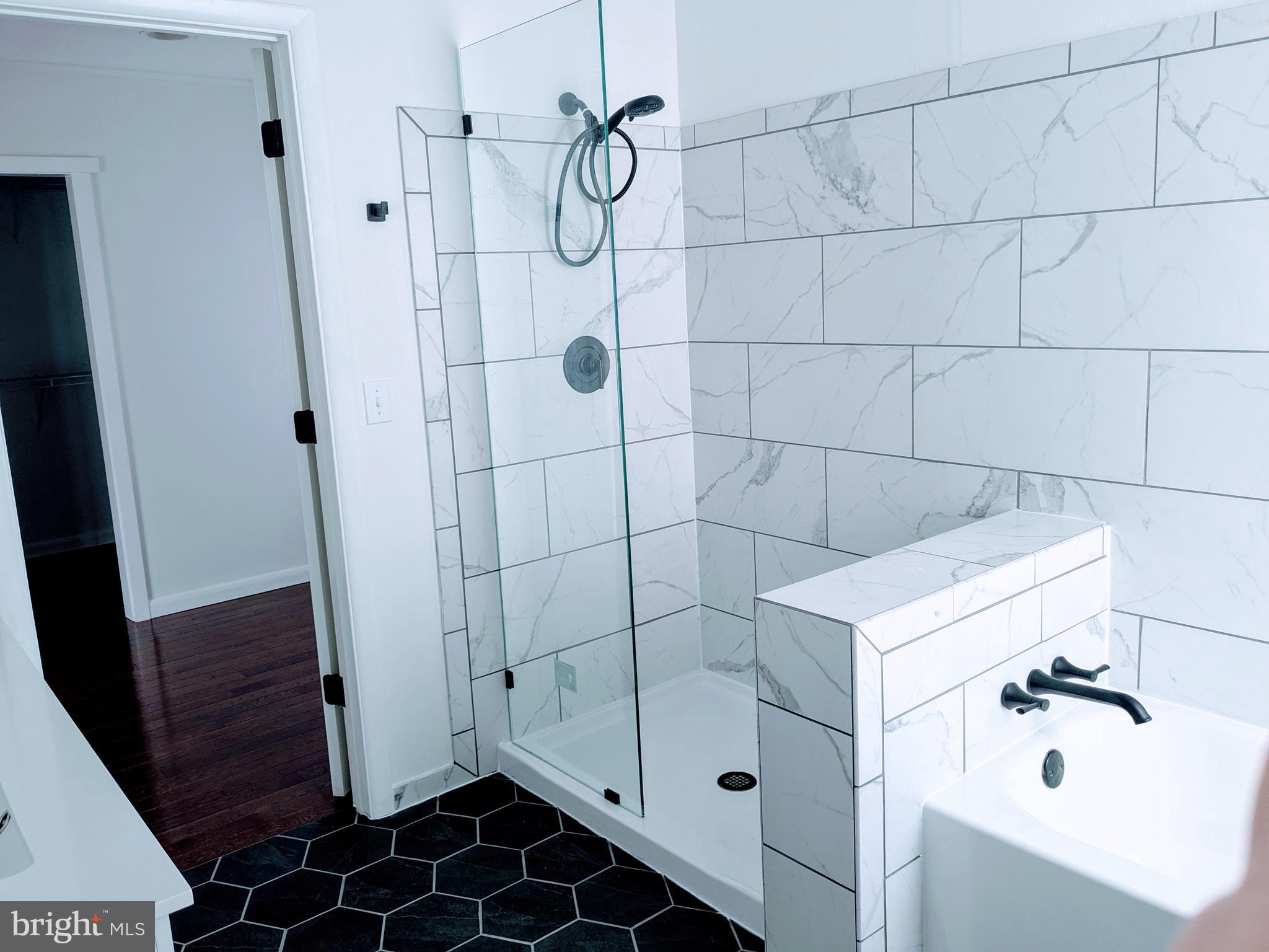 BRADDOCK ESTATES - Residential