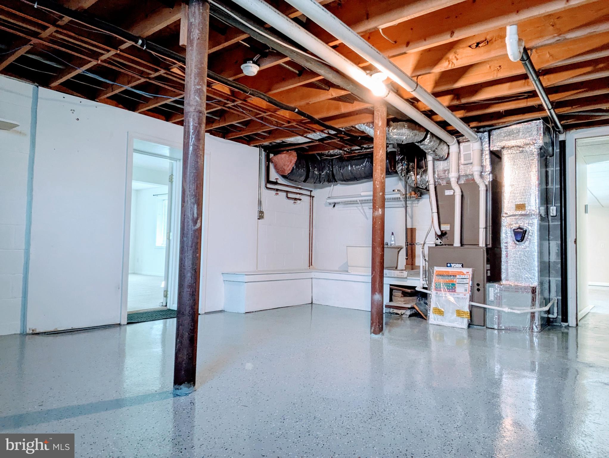 BRADDOCK ESTATES - Residential