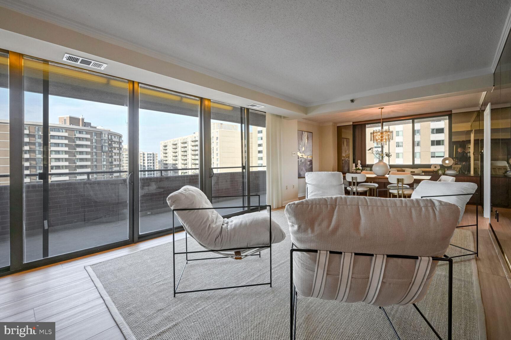 THE CARLETON OF CHEVY CHASE - Residential