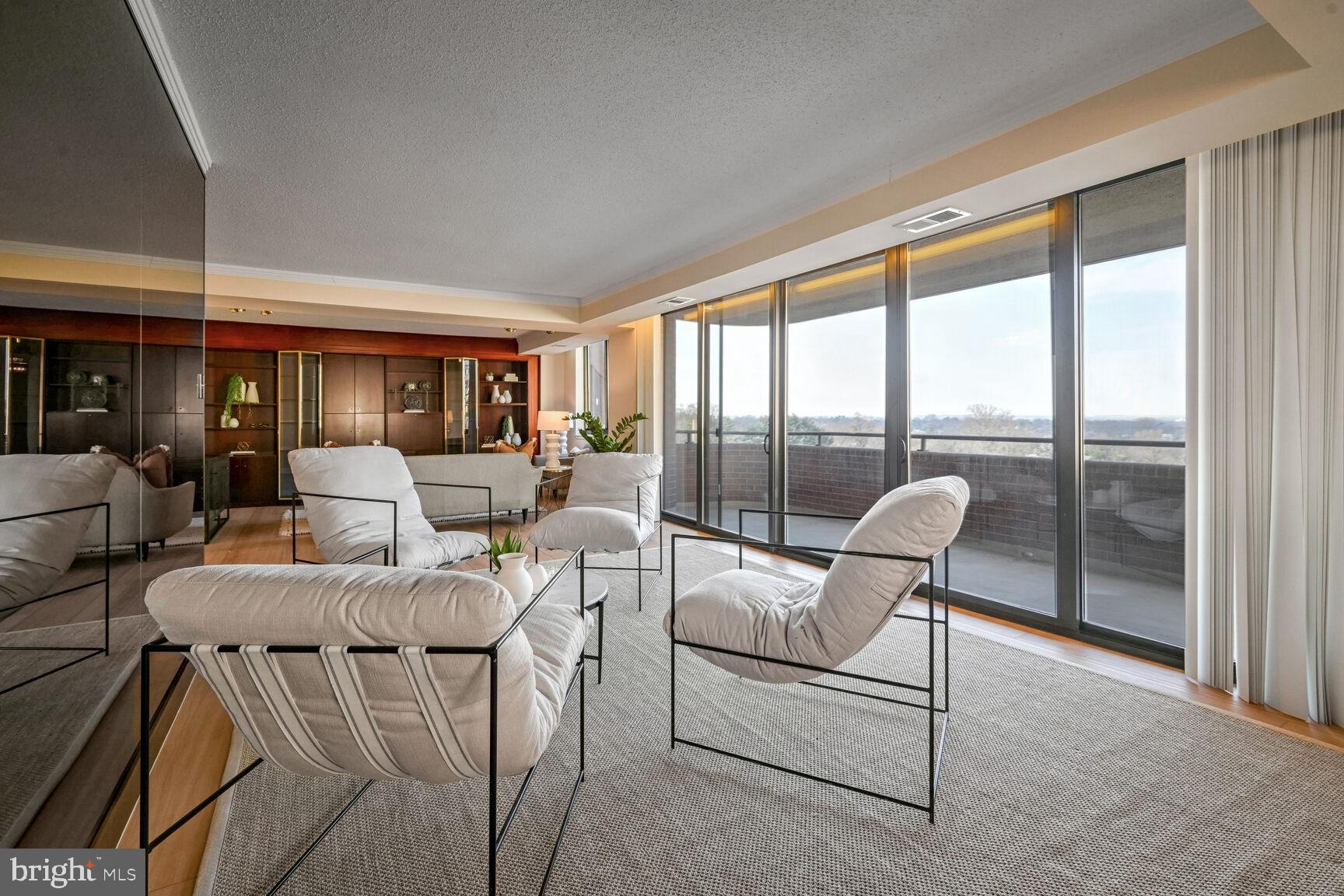 THE CARLETON OF CHEVY CHASE - Residential