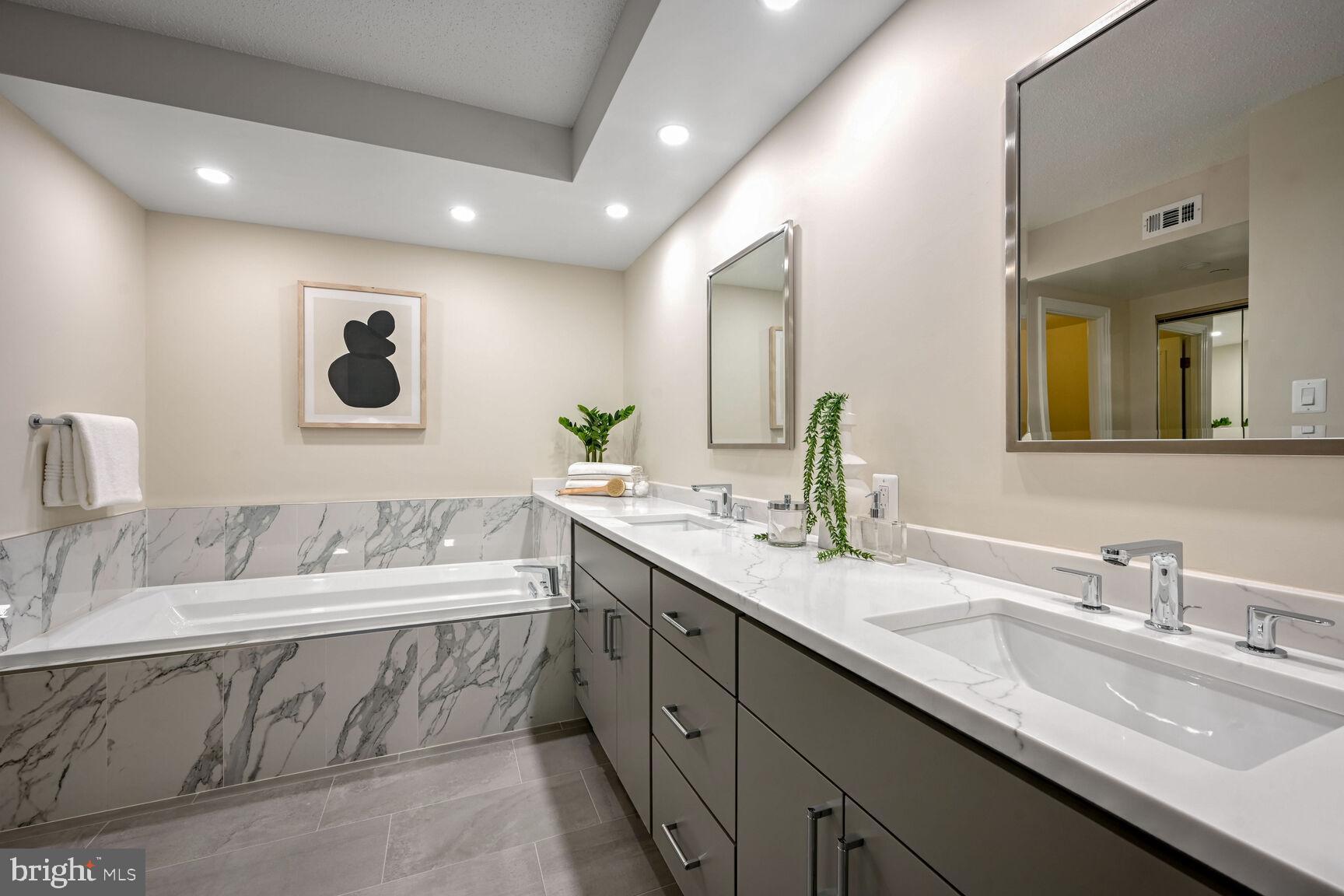 THE CARLETON OF CHEVY CHASE - Residential