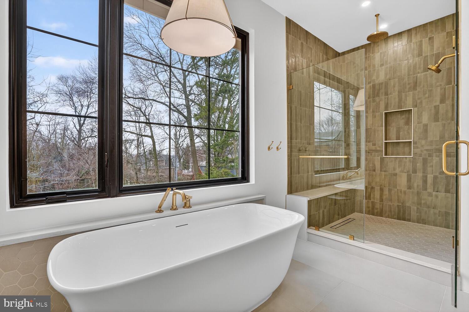 WAVERLY HILLS - Residential