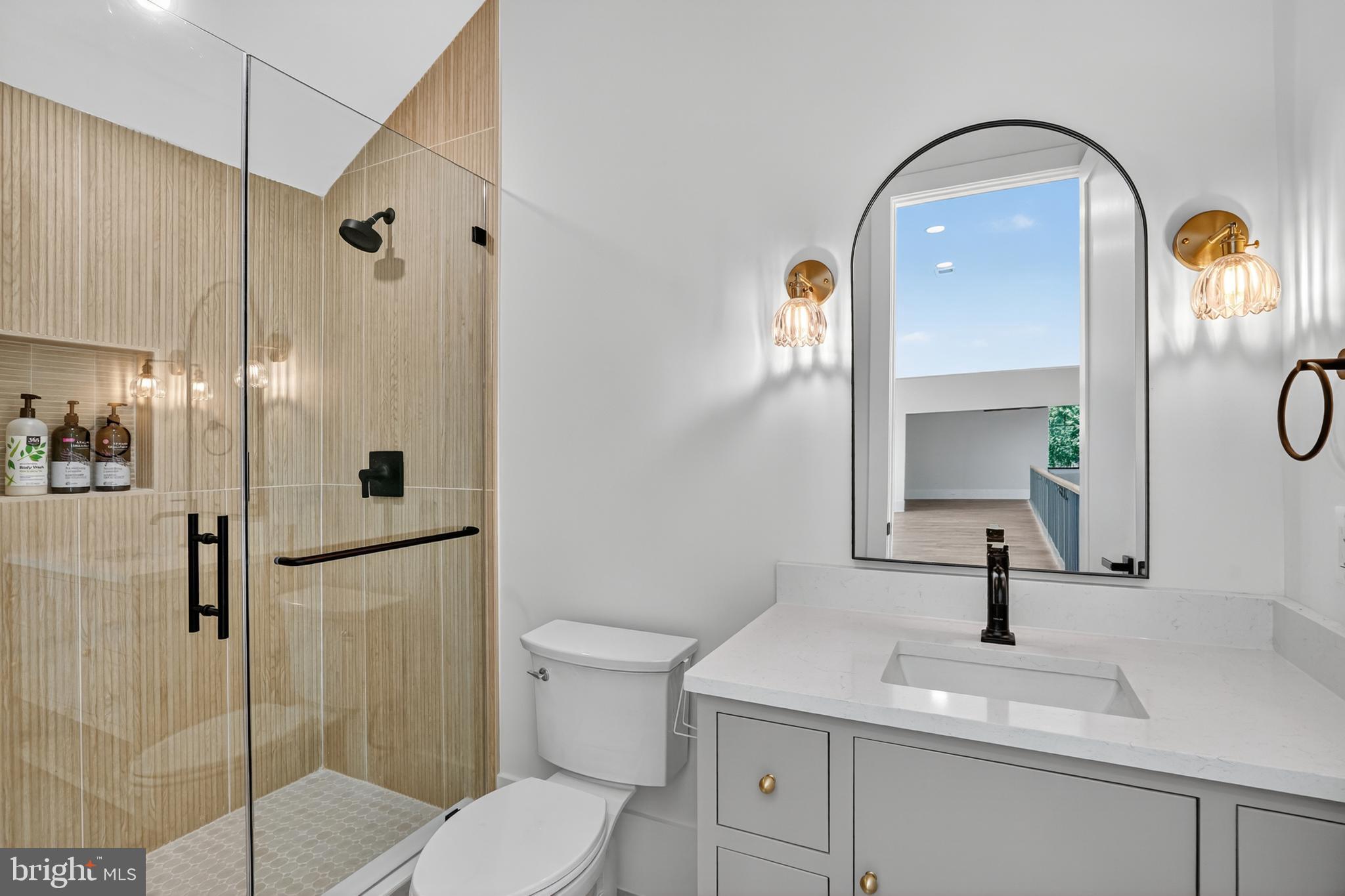 WAVERLY HILLS - Residential