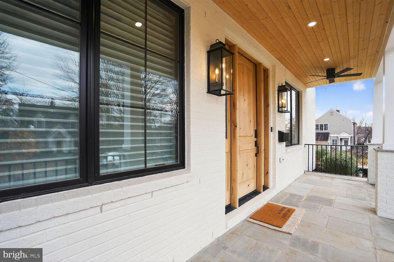 WAVERLY HILLS - Residential