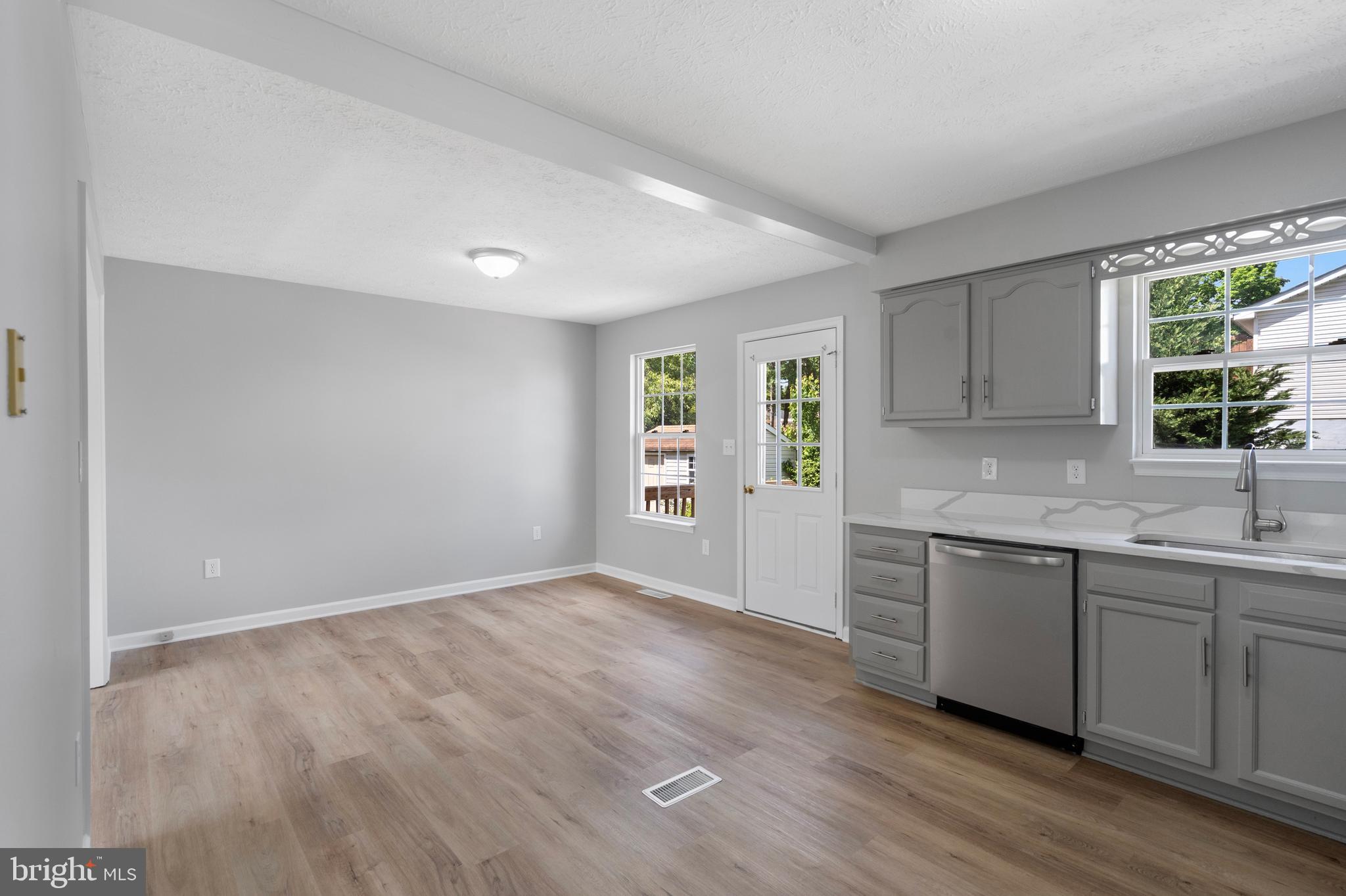CARLISLE HEIGHTS - Residential