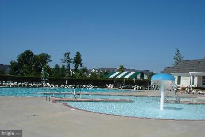 SALEM FIELDS - Residential