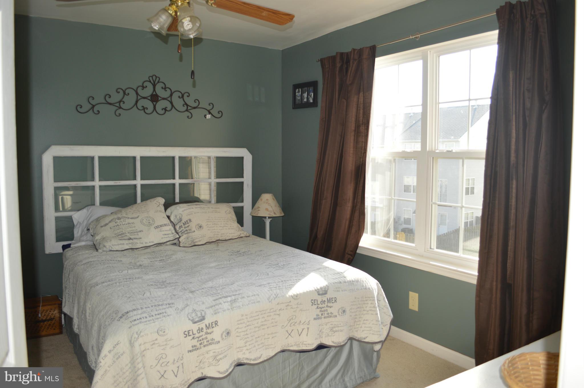 SALEM FIELDS - Residential