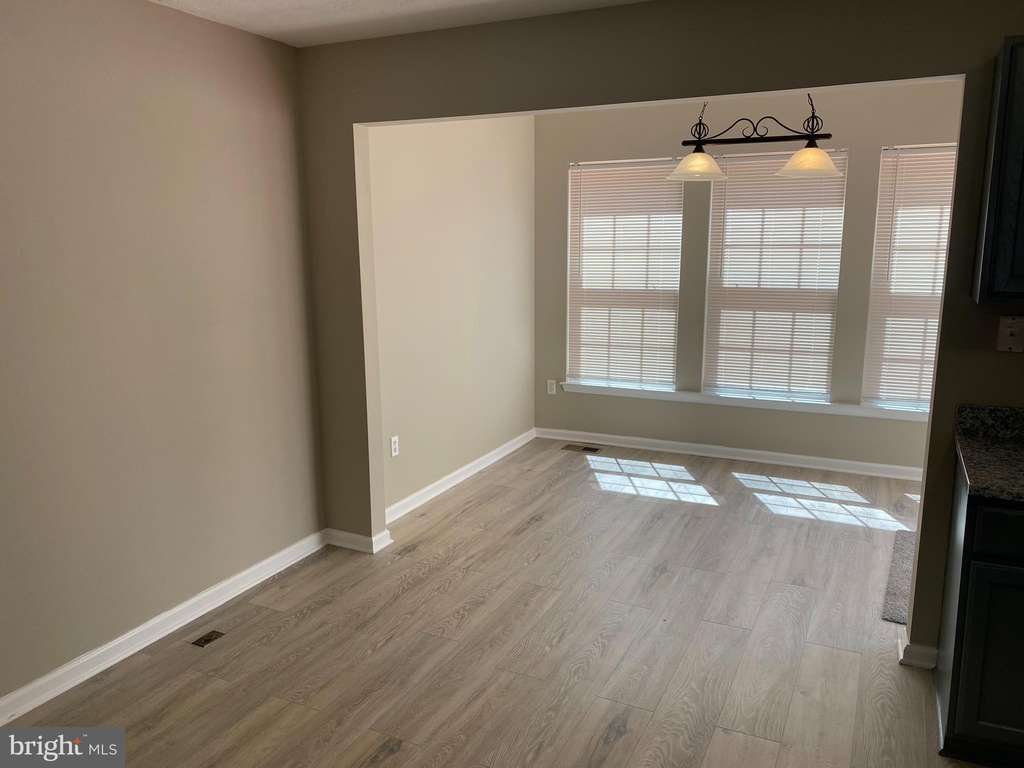 PINEY ORCHARD - Residential