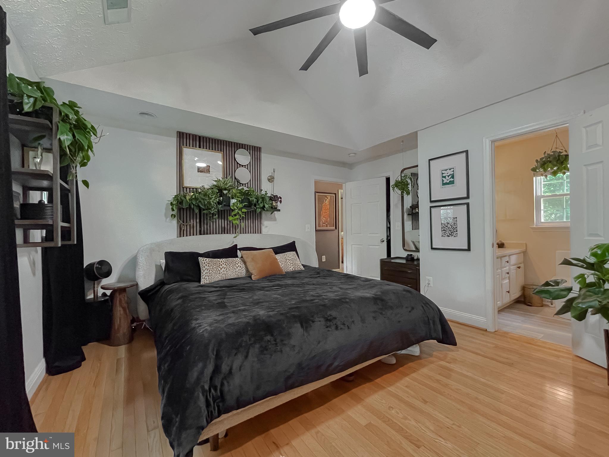 LANEDON - Residential