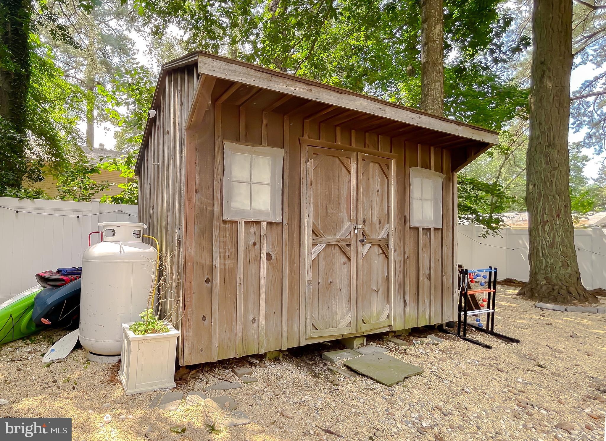 LANEDON - Residential