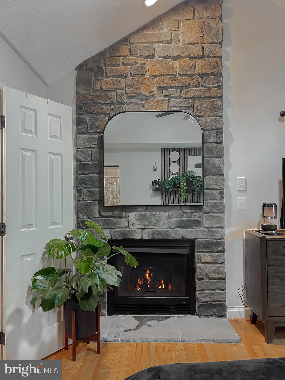 LANEDON - Residential