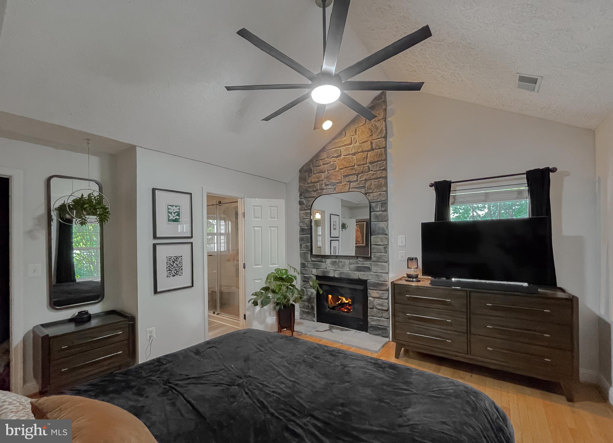 LANEDON - Residential