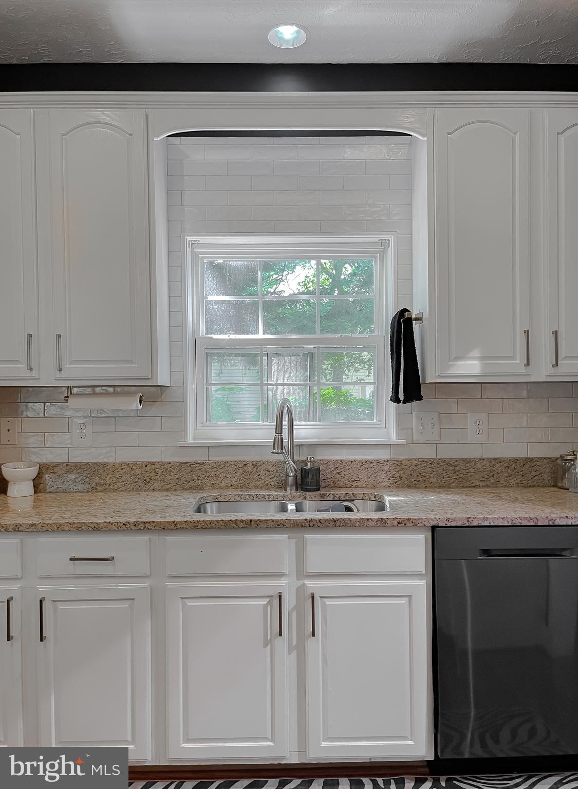 LANEDON - Residential