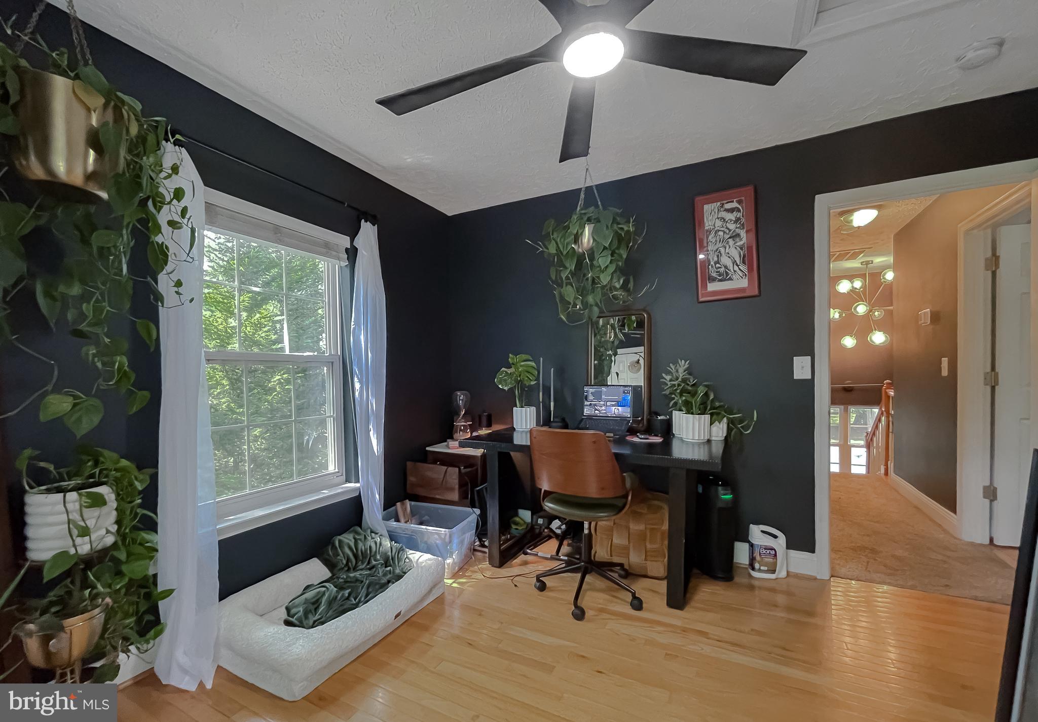 LANEDON - Residential