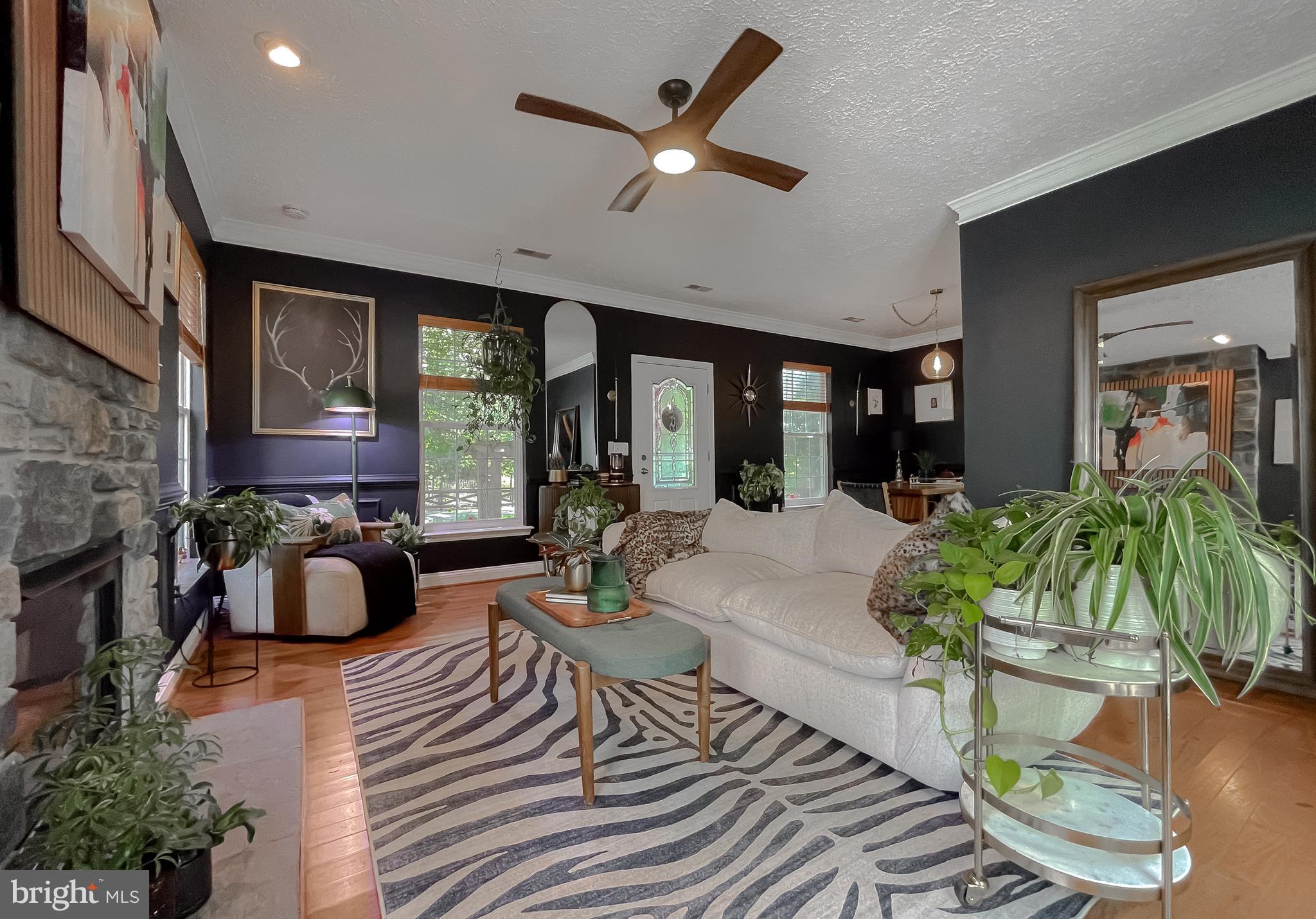 LANEDON - Residential