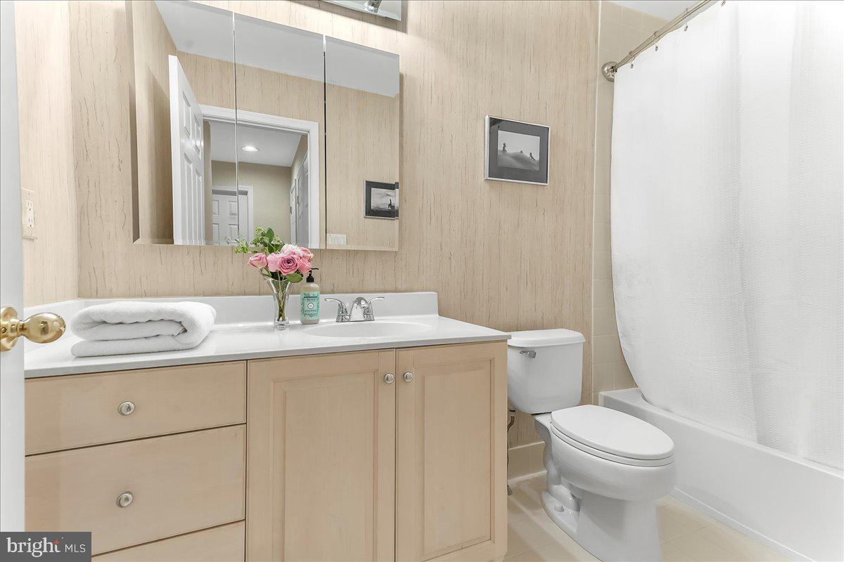 THE WOODS AT WAYNE - Residential