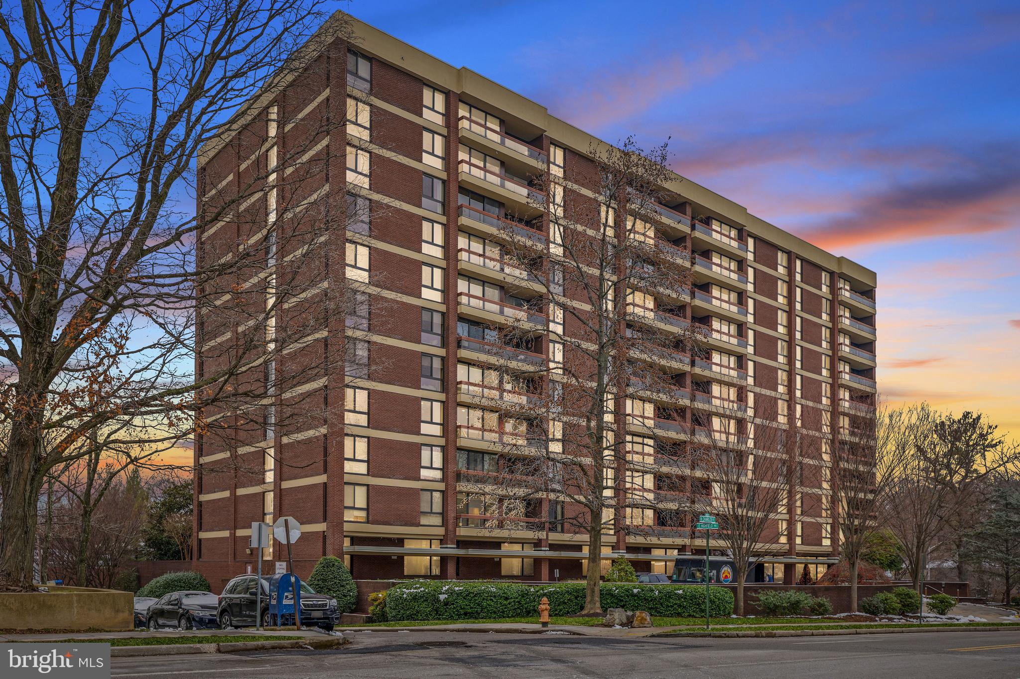 WINTHROP HOUSE - Residential