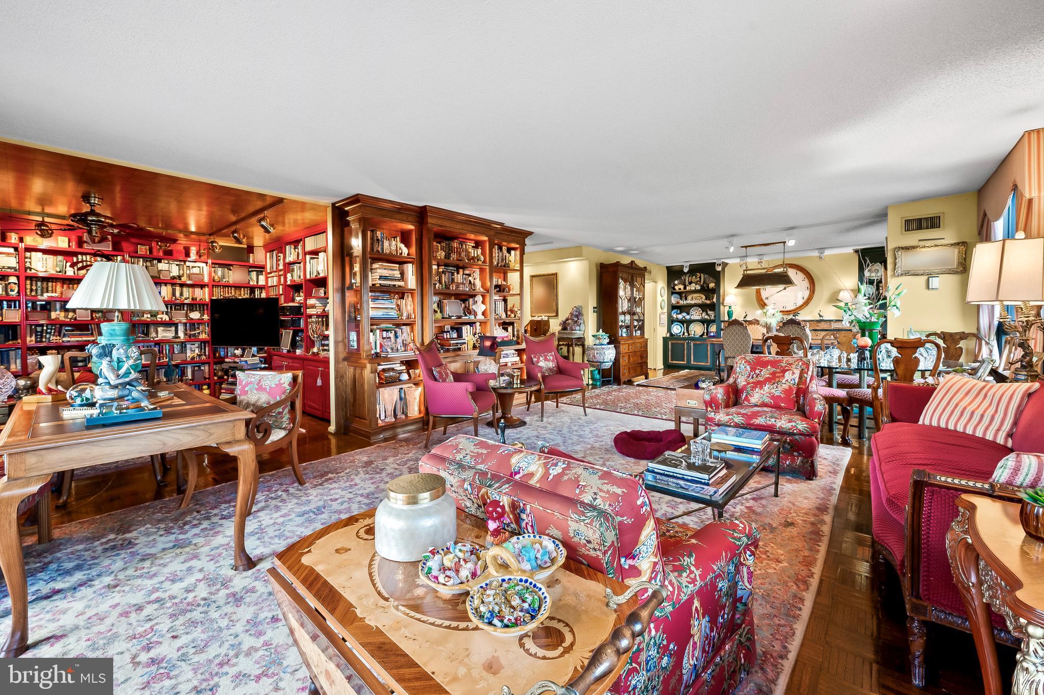 WINTHROP HOUSE - Residential