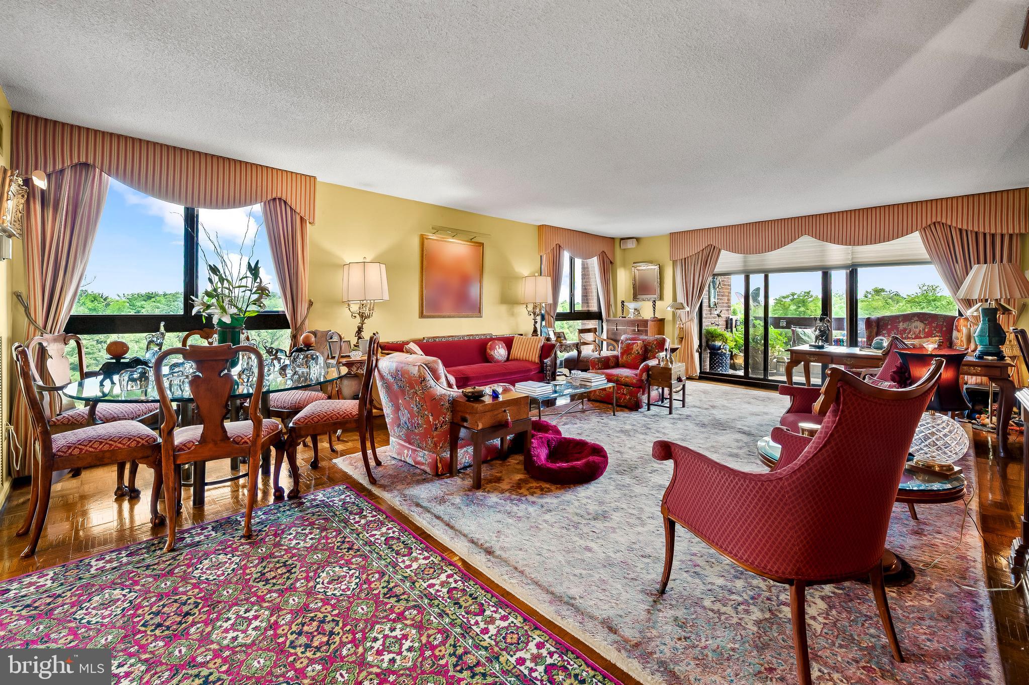 WINTHROP HOUSE - Residential