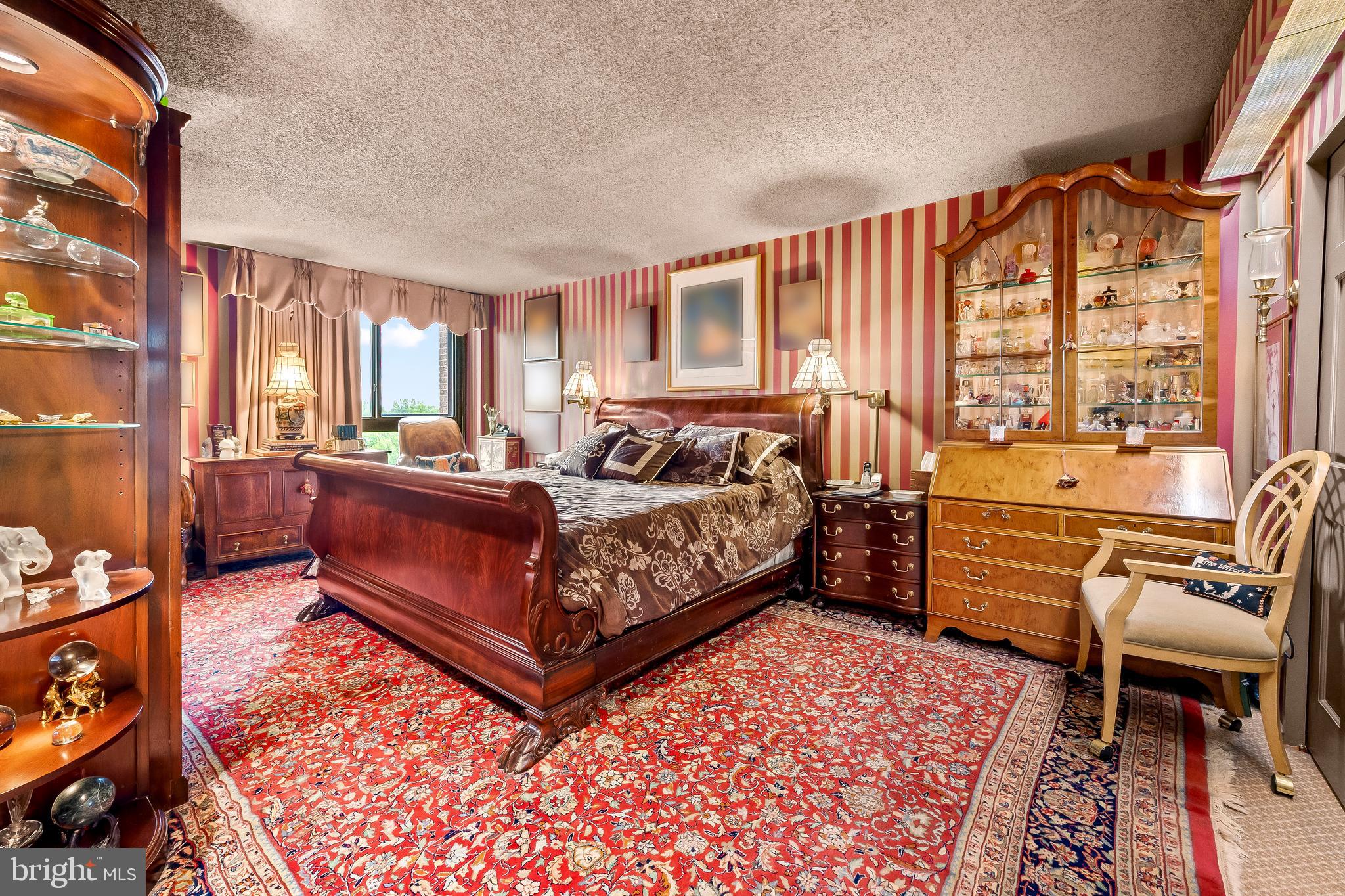 WINTHROP HOUSE - Residential