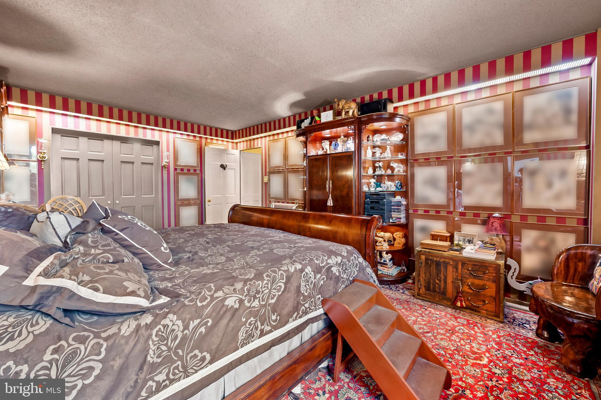 WINTHROP HOUSE - Residential