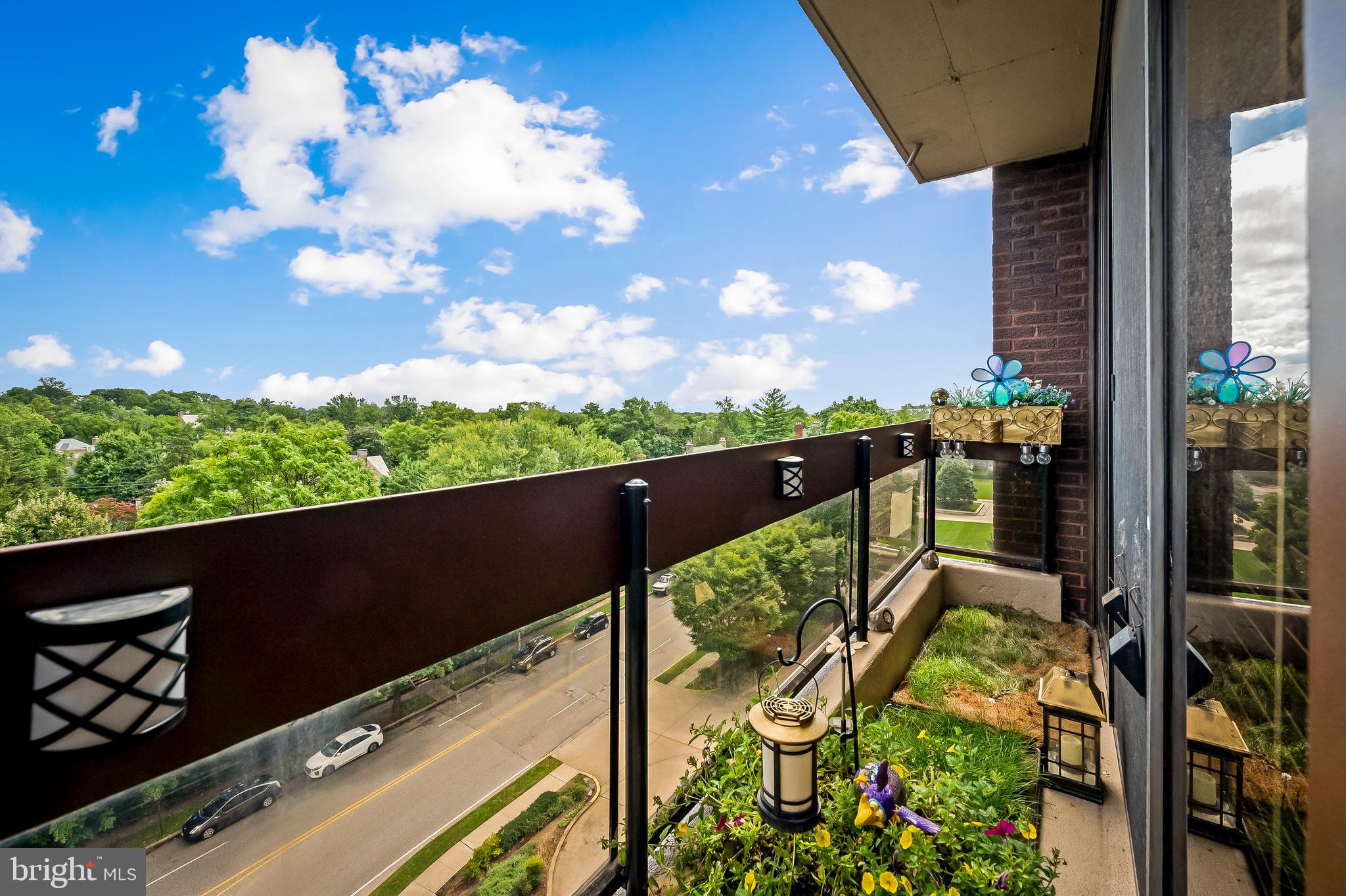 WINTHROP HOUSE - Residential