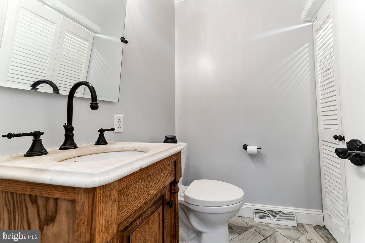 GIRARD ESTATES - Residential