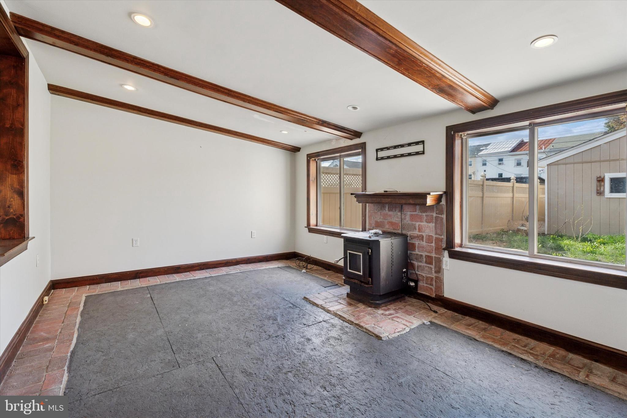 NONE AVAILABLE - Residential Lease