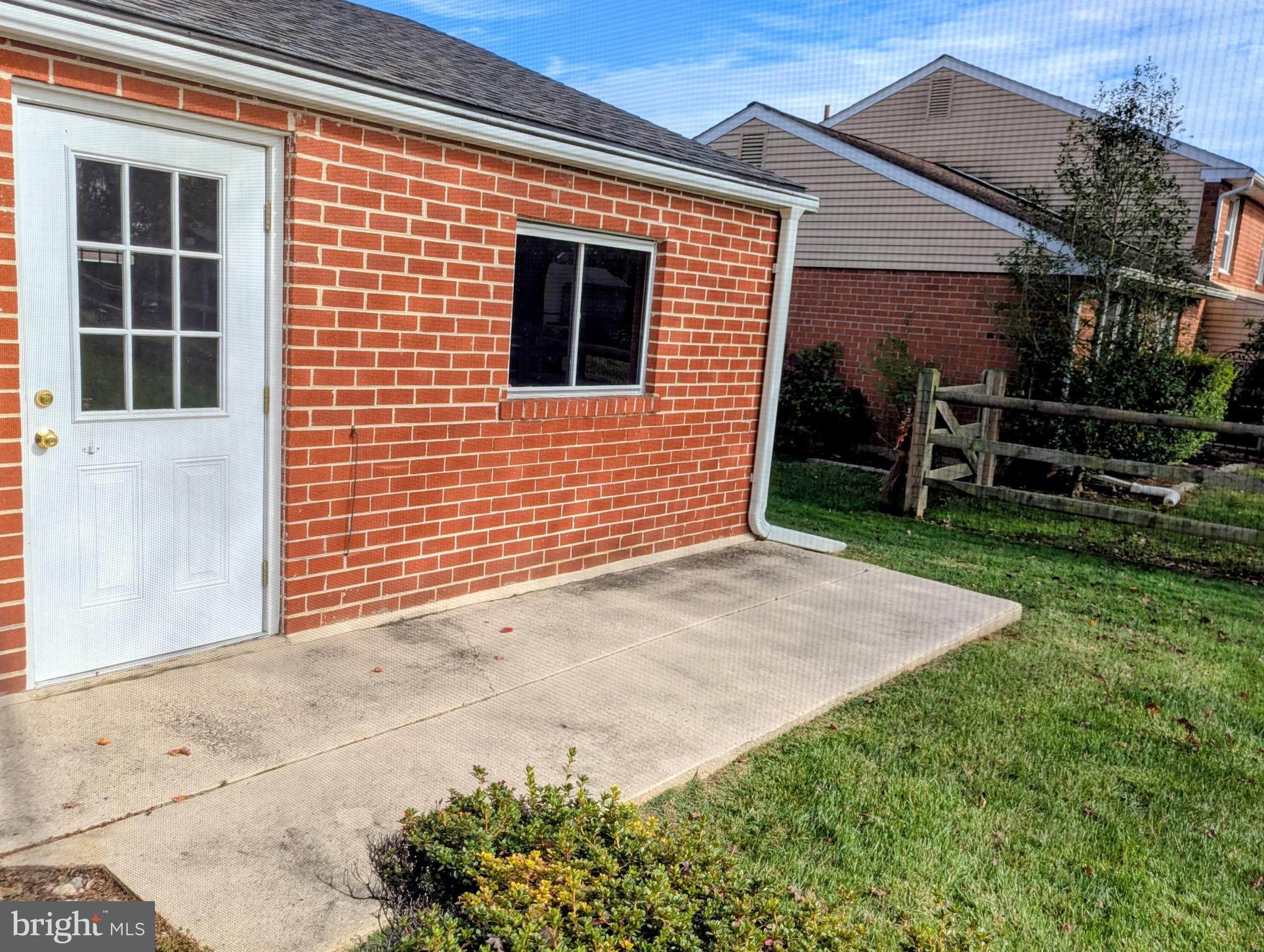 DUTTON MILL - Residential