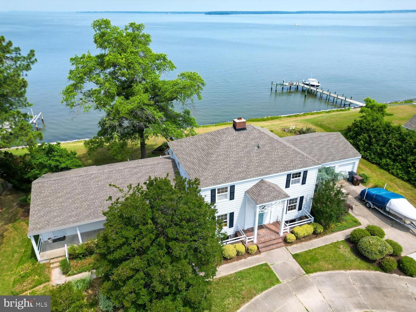 ALGONQUIN - Residential