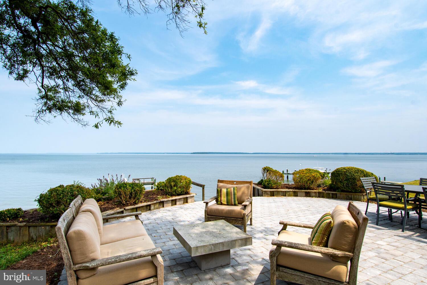 ALGONQUIN - Residential