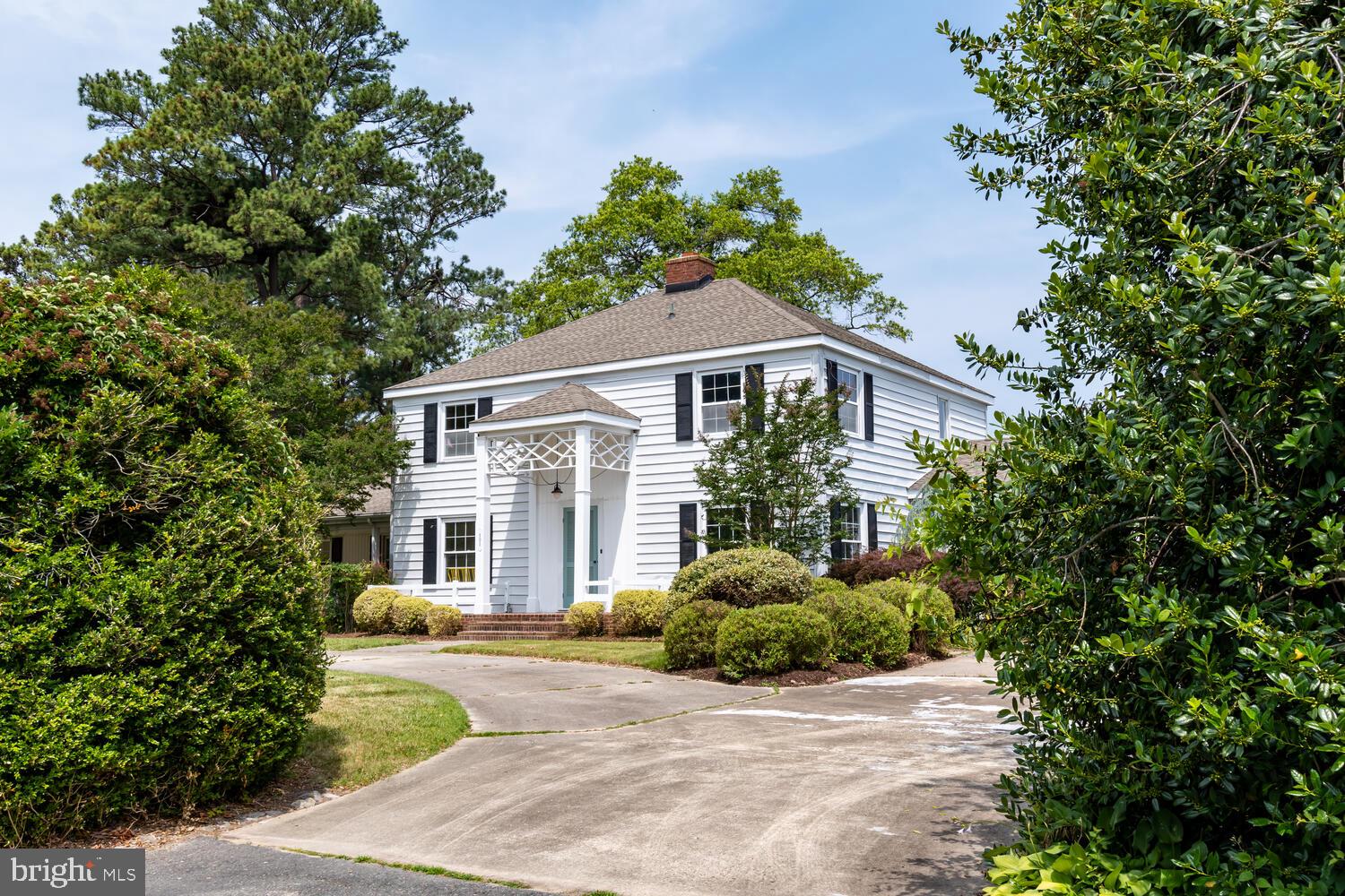 ALGONQUIN - Residential