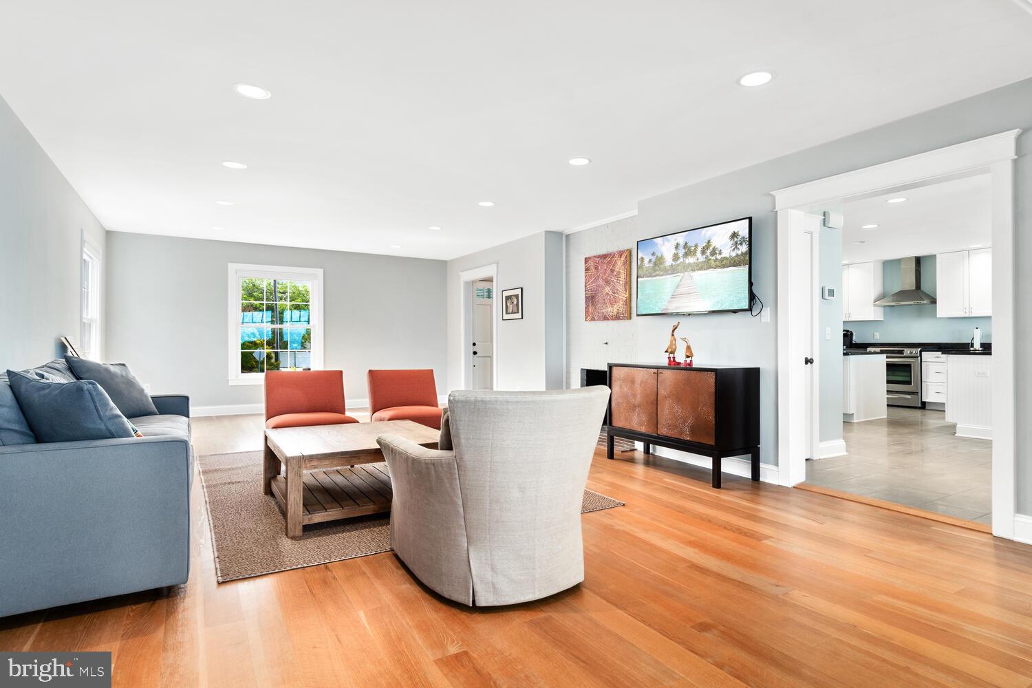 ALGONQUIN - Residential