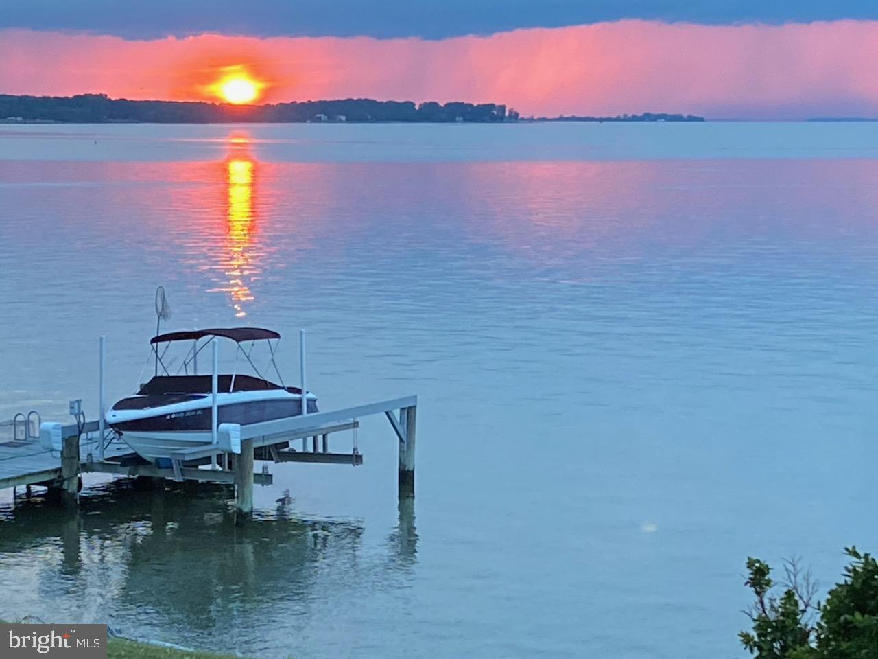 ALGONQUIN - Residential