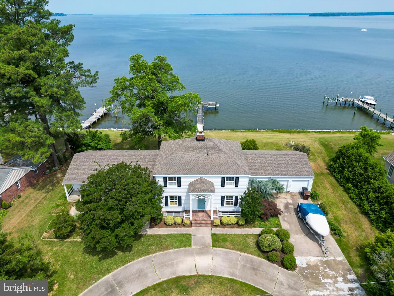 ALGONQUIN - Residential