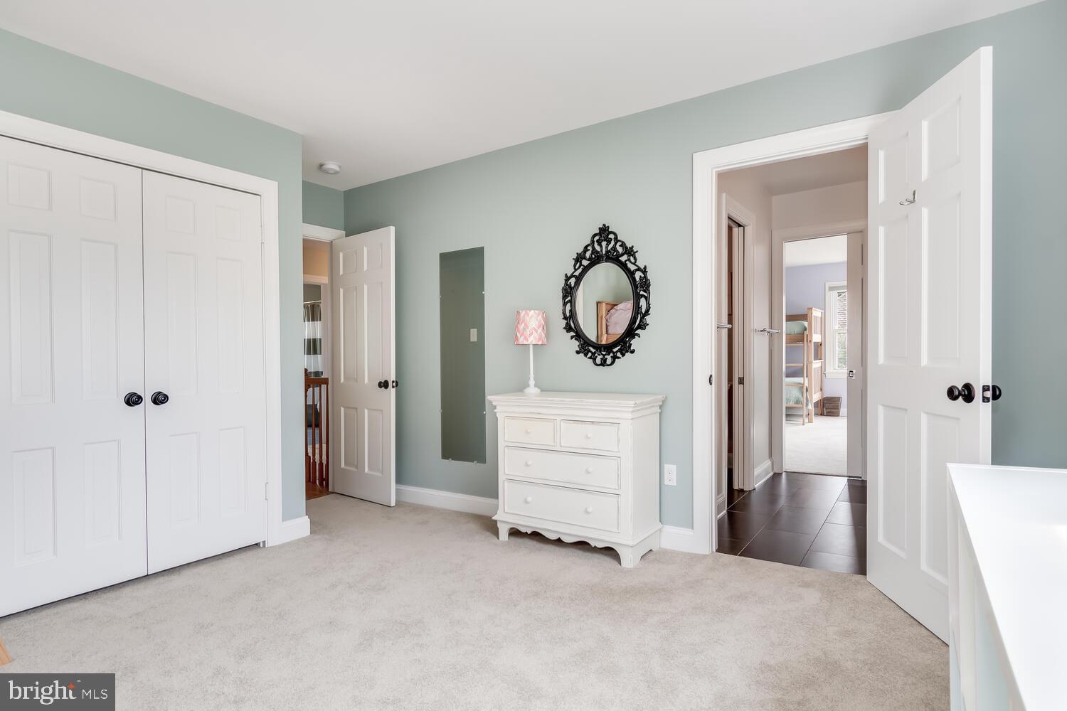 ALGONQUIN - Residential