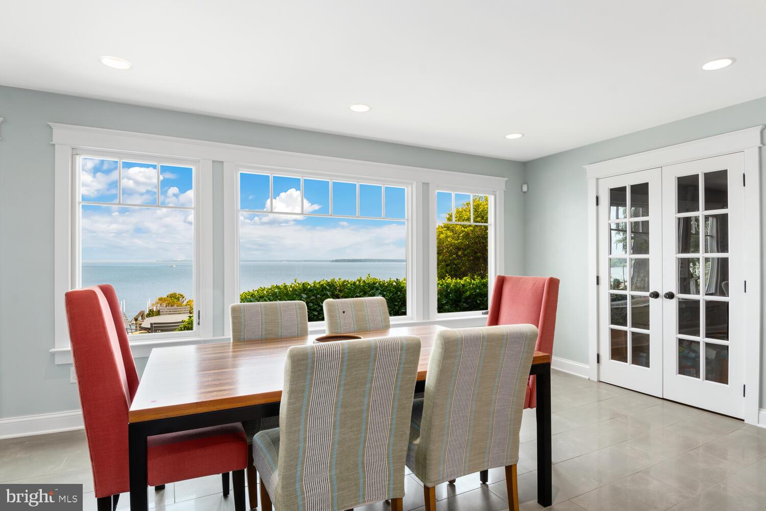 ALGONQUIN - Residential