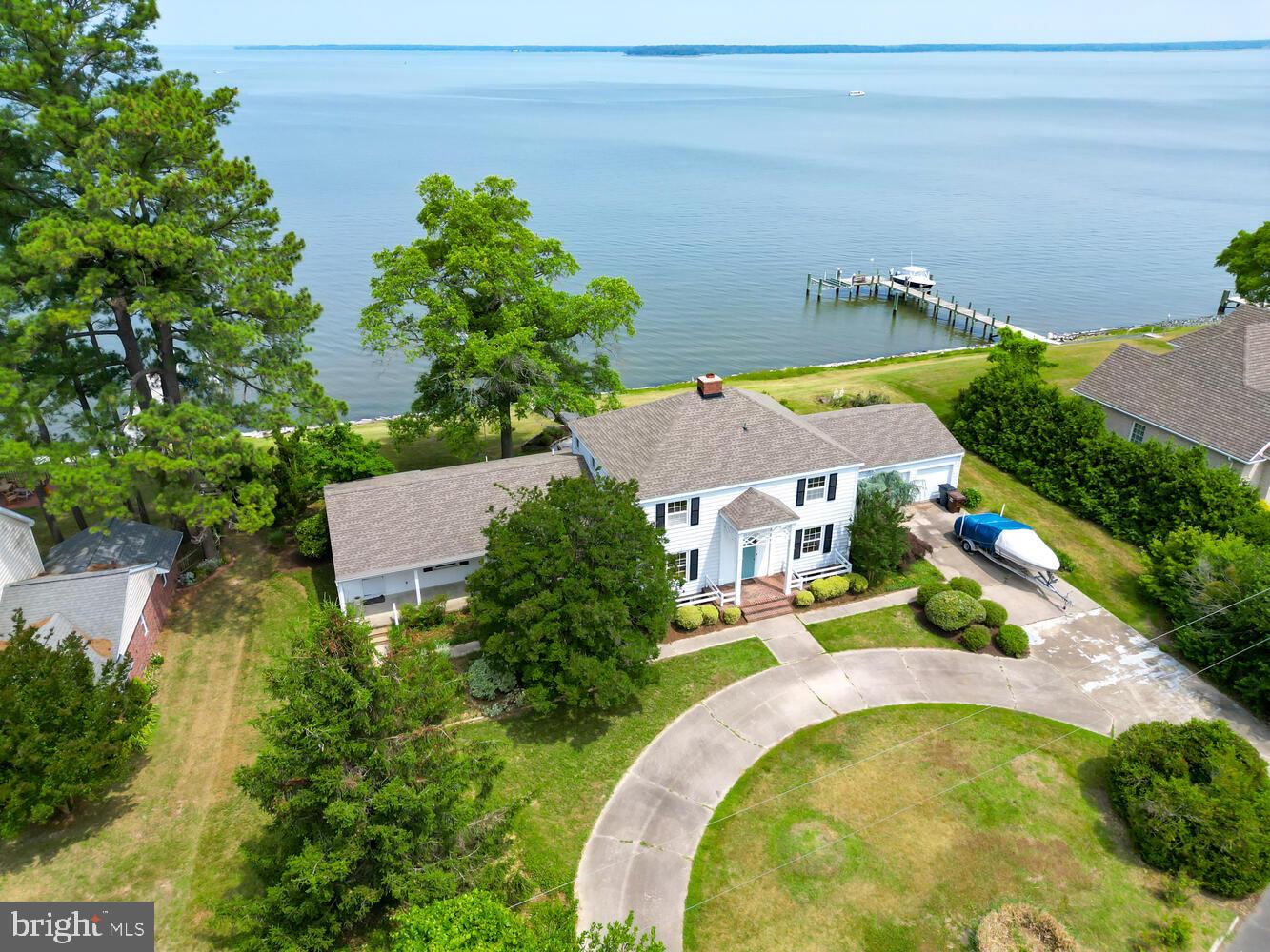 ALGONQUIN - Residential